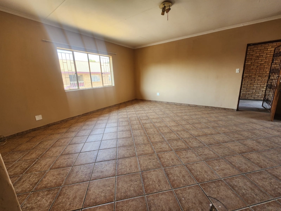 3 Bedroom Property for Sale in Rustenburg Central North West